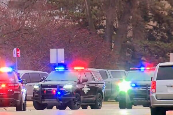 Police respond to shoot at the Michigan hospital, suspected of not being in custody
