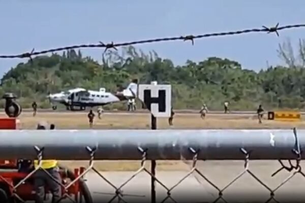 American citizen kidnap a small plane in Belize, 3 injured: police