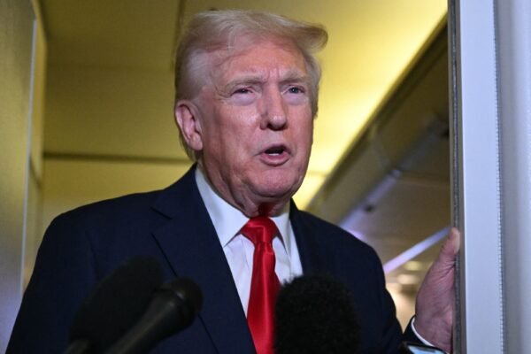 Trump receives Bukele from El Salvador in the middle of the deportation controversy