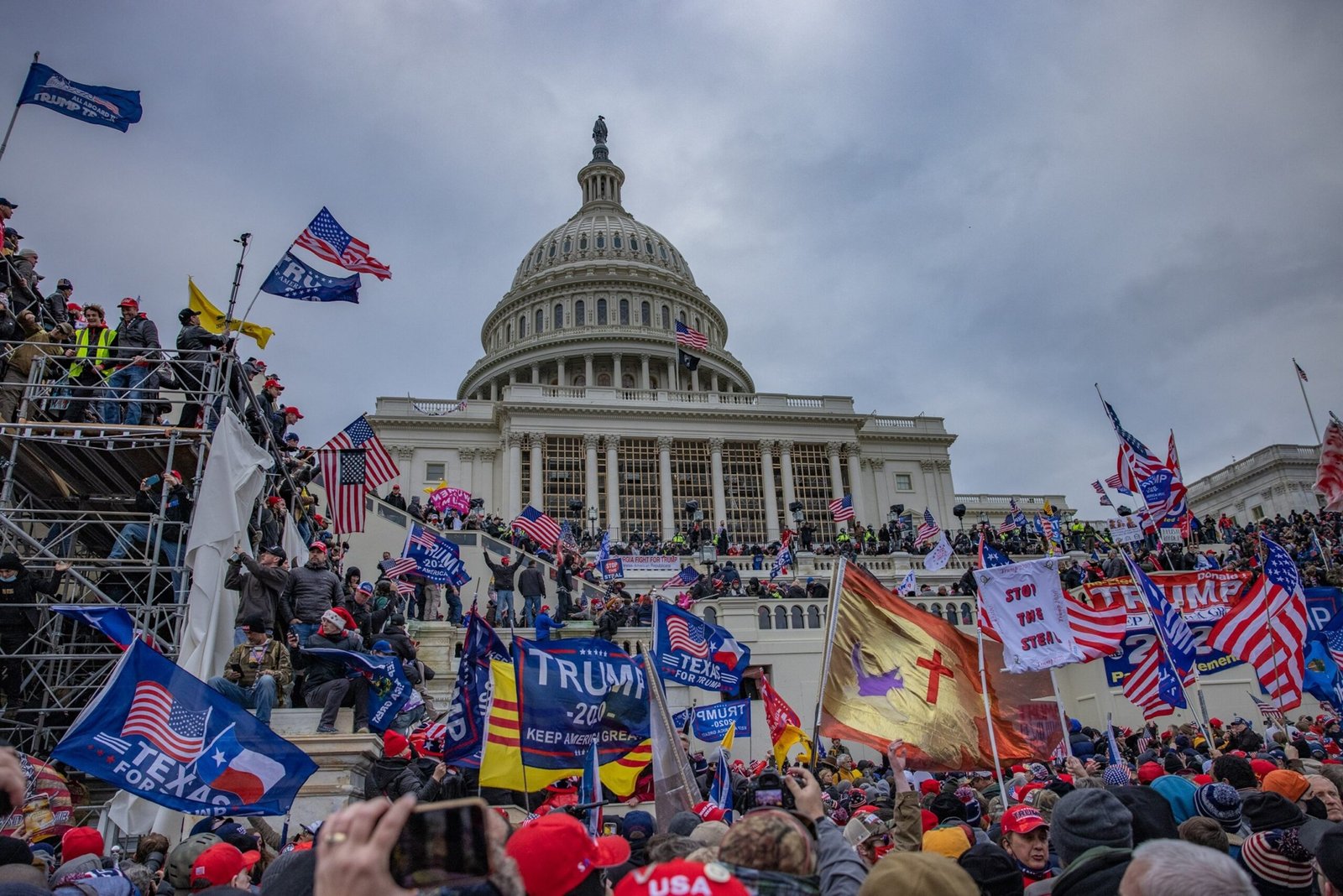 Photo: Storm The Capitol